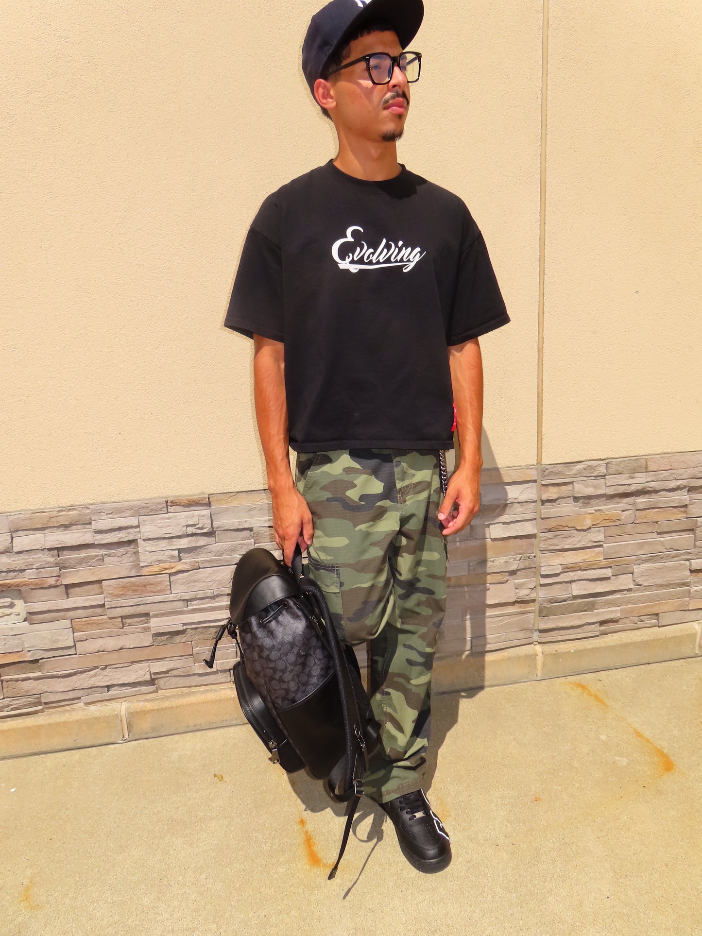 ES "Black Essential Tee"